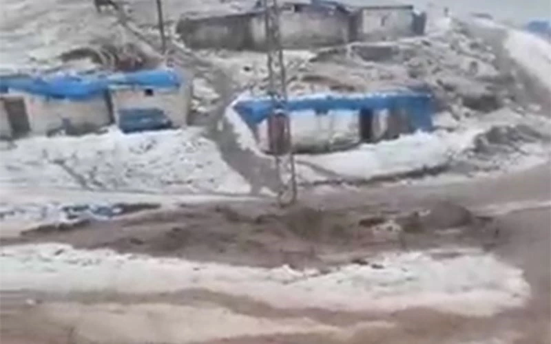 Dolu ve sel Başyurt yaylasını vurdu, dağlar beyaza büründü
