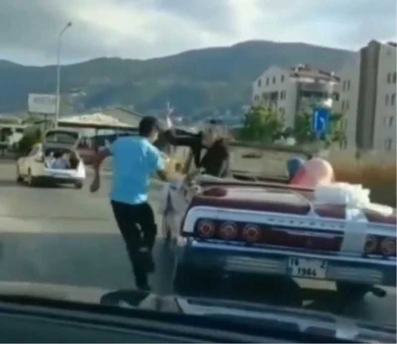 Bahşiş için otomobilin peşini bırakmadı, damadı çıldırttı
