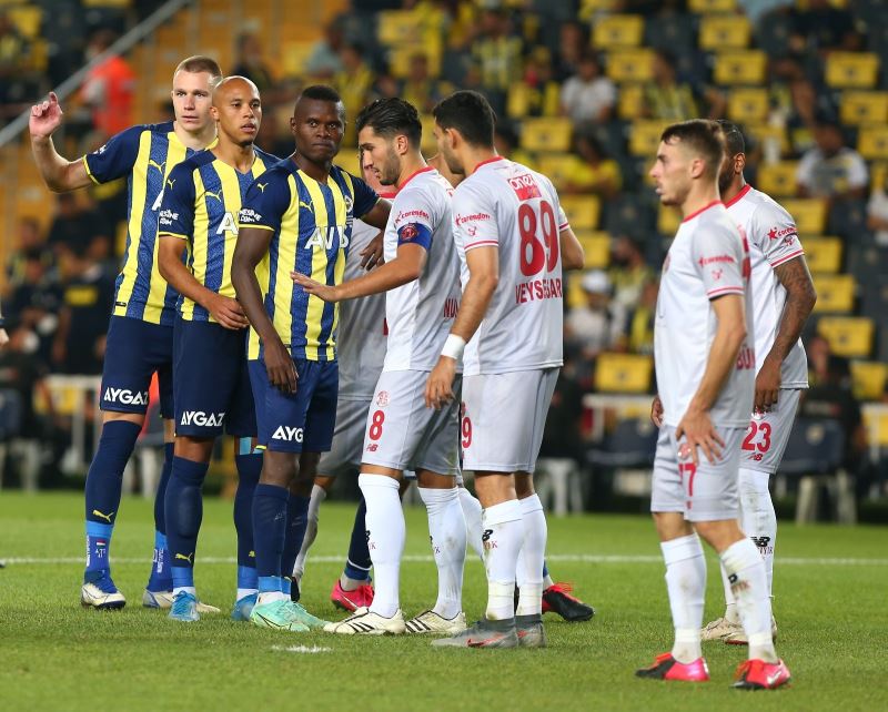 Süper Lig: Fenerbahçe: 2 - FTA Antalyaspor: 0 (Maç sonucu)
