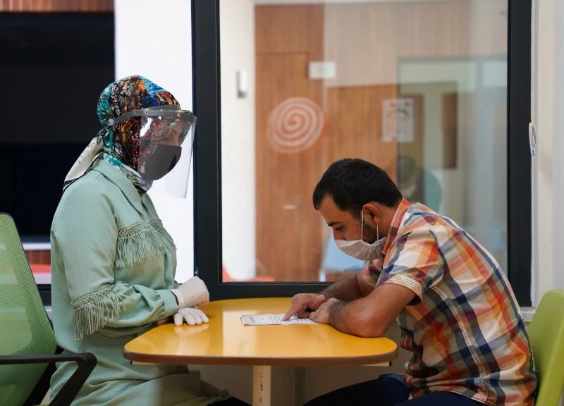 Özgün tedavi yöntemiyle engelleri aşıyorlar
