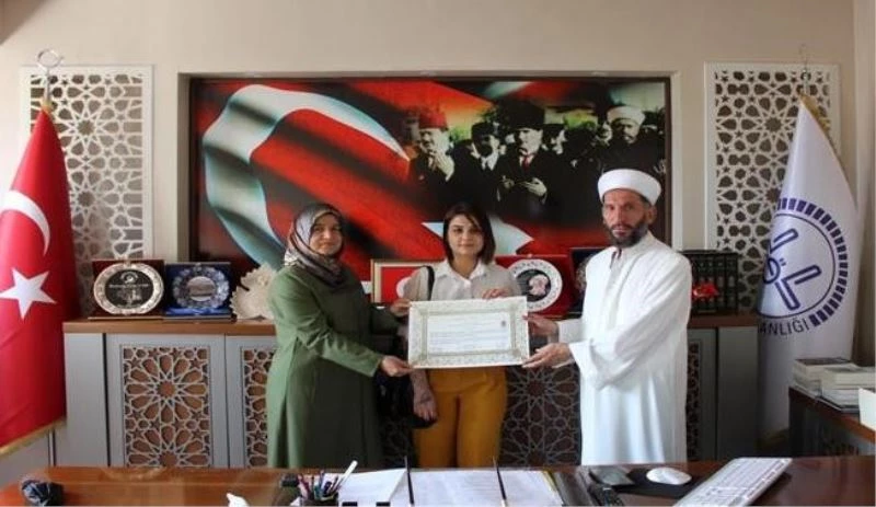 Süryani asıllı kadın Müslüman oldu
