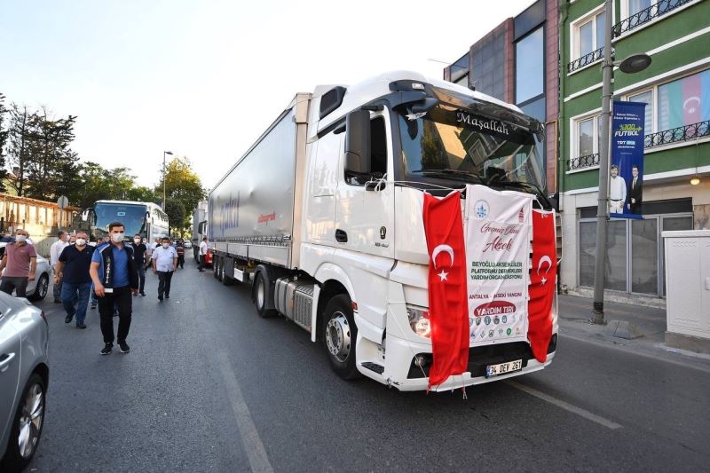 Beyoğlu’ndan Antalya’ya iki tır yardım malzemesi gönderildi
