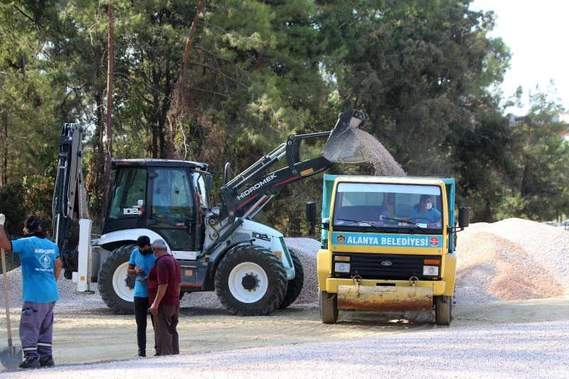 Alanya’da 70 kilometreyi bulan asfalt çalışması kısa sürede tamamlanacak

