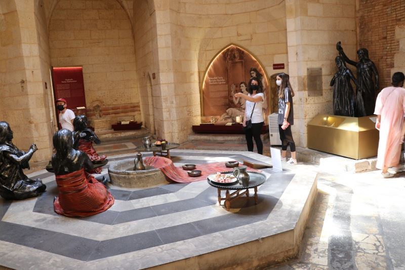 Türkülere konu olan Antep hamamları ’Hamam Müzesi’nde sergileniyor
