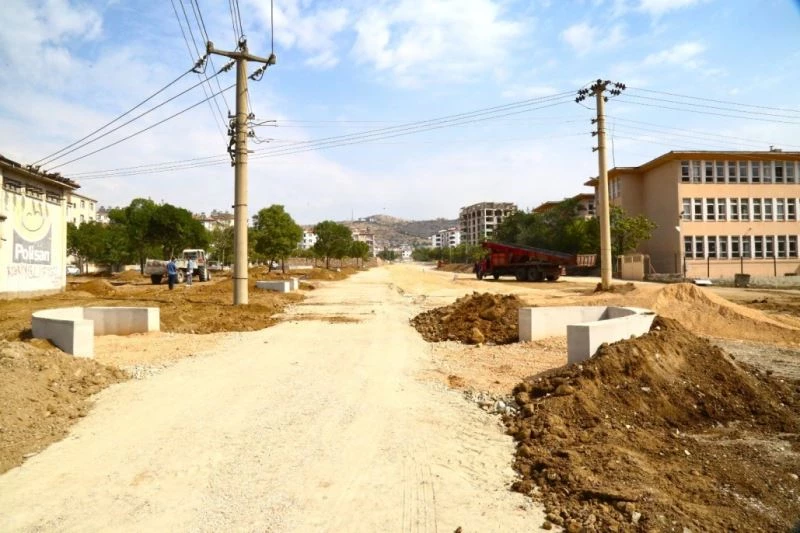 Başkan Şerifoğulları: “Şehrin doğusuna nefes aldıracak projelerimiz devam ediyor”
