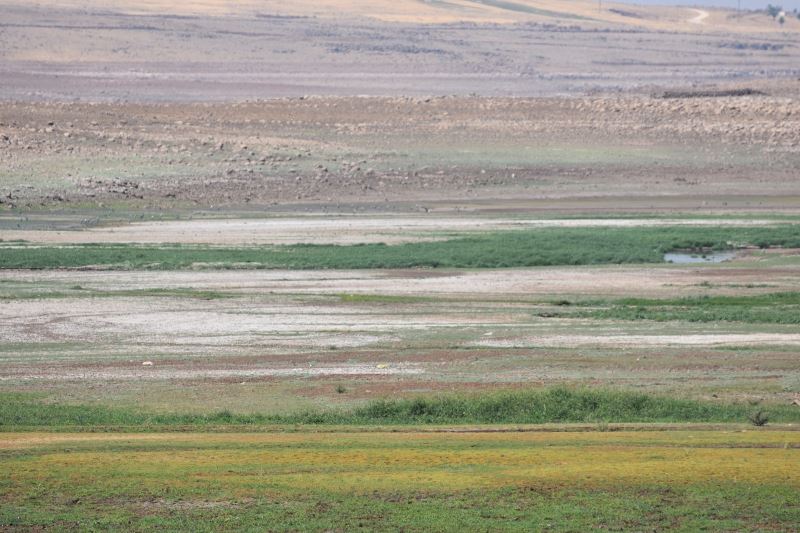 Hacıhıdır Barajı’nda su seviyesi son 32 yılın en düşük seviyesinde
