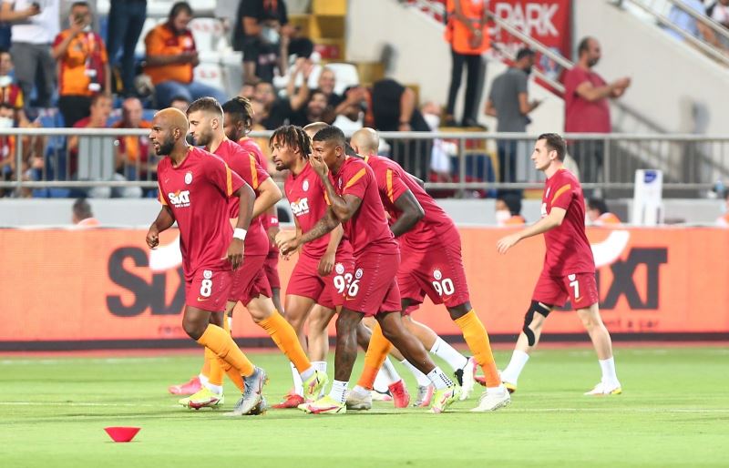 UEFA Avrupa Ligi: Galatasaray: 0 - Randers: 1 (Maç devam ediyor)
