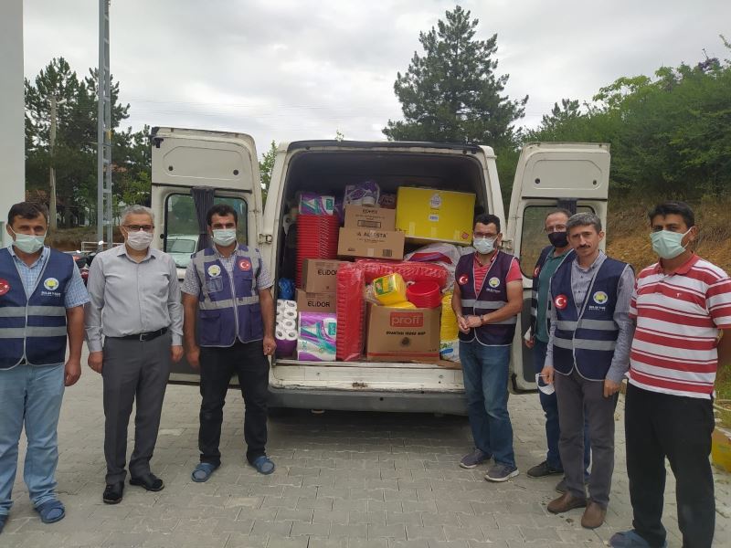 İhlas Vakfı’ndan afet bölgesindeki selzedelere yardım
