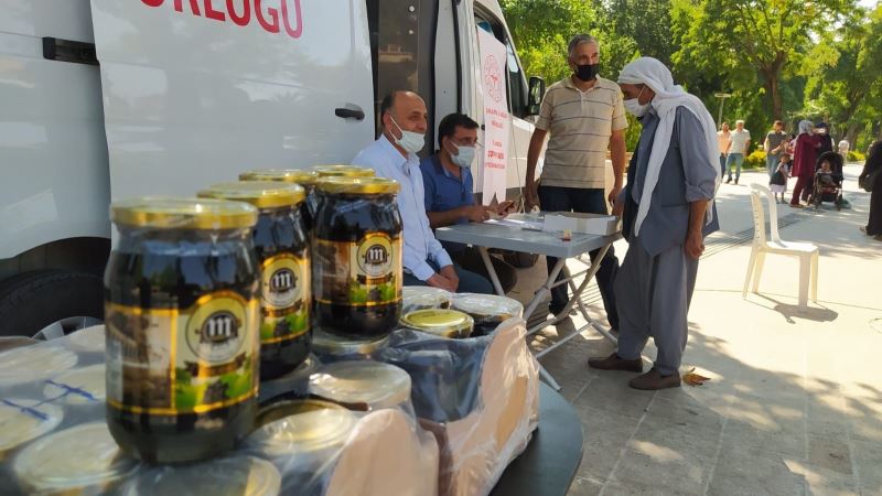 Şanlıurfa’da pekmezli aşı teşviki
