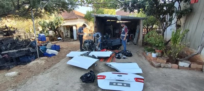 Muğla’dan çalınan 300 bin TL’lik otomobil, Antalya’da parçalanmış halde bulundu
