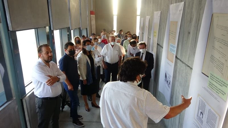 Çanakkale’de ‘150. Yılında Osmanlı Belgeleri Işığında Troya Kazıları’ sergisi açıldı
