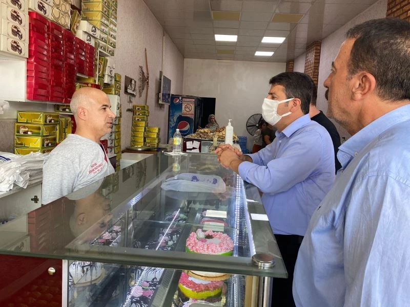 Milletvekili Tutdere, esnaflarla bir araya geldi
