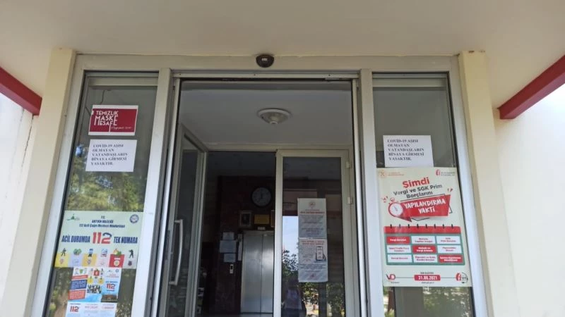 Belediye girişlerine getirilen aşı zorunluluğu Numan Kurtulmuş’tan destek aldı
