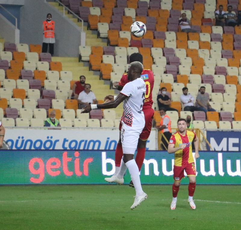 Süper Lig: Yeni Malatya: 1- Gaziantep FK: 0 (İlk yarı)
