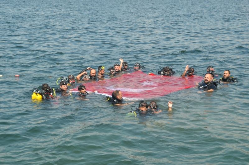 Erdek’te engelliler için ’Zafer Dalışı’
