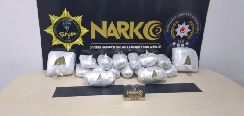 İstanbul’a götürülmek istenen 22 kilo uyuşturucu Şanlıurfa’da ele geçirildi
