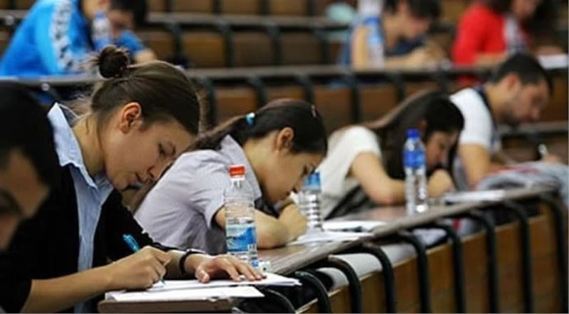 Üniversite tercihlerini “kariyer kaygısı” belirliyor
