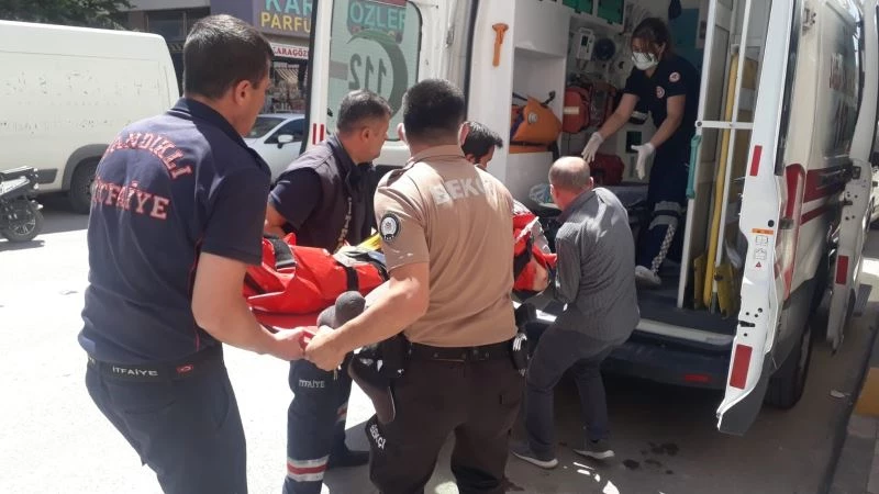 Asansör halatı koptu, iki kişi 9 metreden aşağı çakıldı
