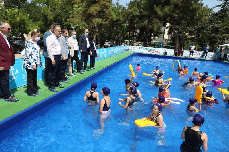 Bursa’da yüzme bilmeyen çocuk kalmayacak

