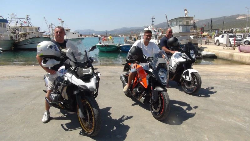 Türkiye’nin güvenilir bir ülke olduğunu ispatlamak için Almanya’dan motosikletleri ile geldiler
