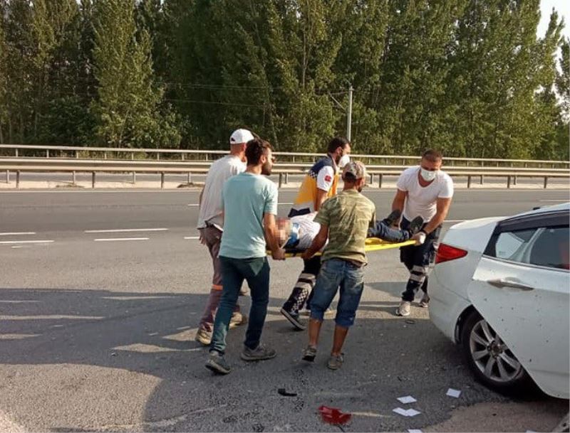 Kontrolden çıkan otomobilin savrulduğu anlar güvenlik kamerasında
