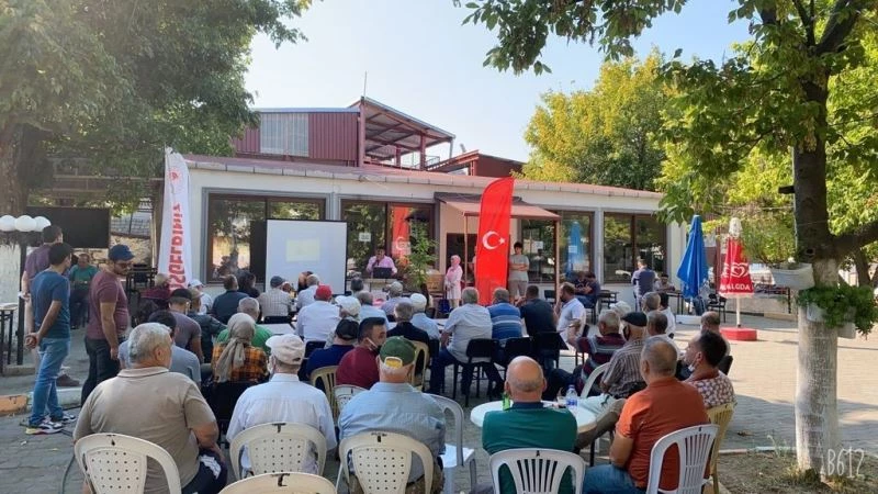 Umurbey’de meyve sineği tuzakları dağıtıldı
