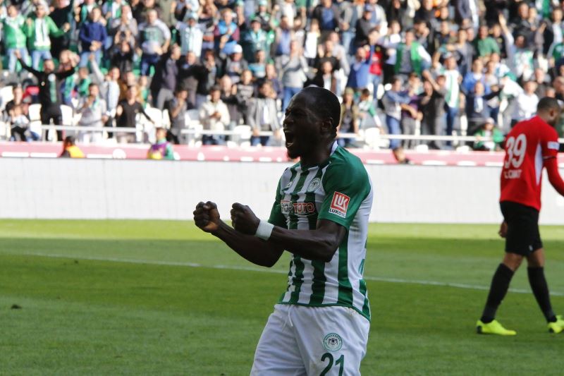 Konyaspor, Miya ile yollarını ayırdı
