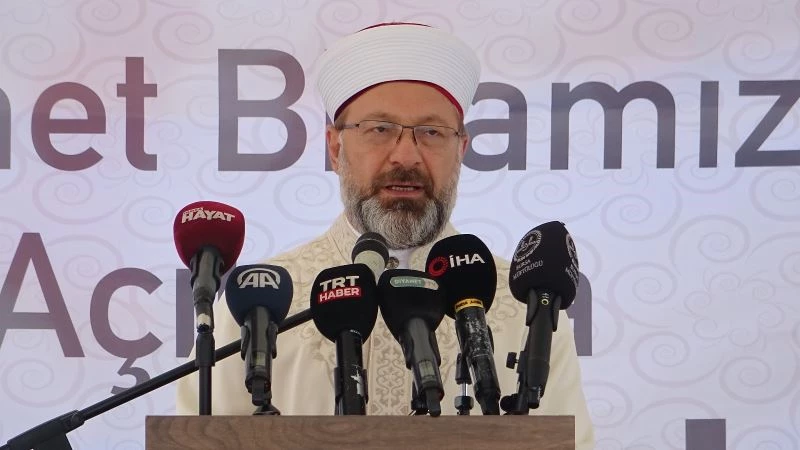 Diyanet İşleri Başkanı Erbaş: “Bugün Müslüman dünya okumayı ve bilgiyi ihmal ettiği zaman nasıl büyük sıkıntılar yaşadığını görüyoruz”

