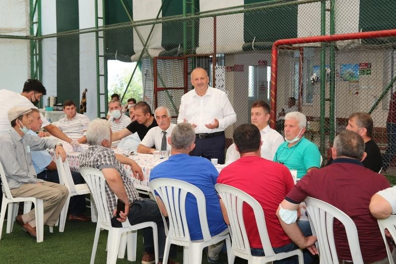 Başkan Tavlı: “Ünye’yi yol yatırımlarında geleceğe taşıyoruz”
