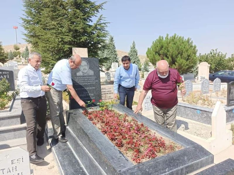 Musa Eroğlu’ndan bozlak ustası Ertaş’a dua
