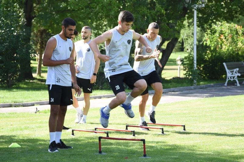 Manisa FK 2. Etap kampını tamamladı
