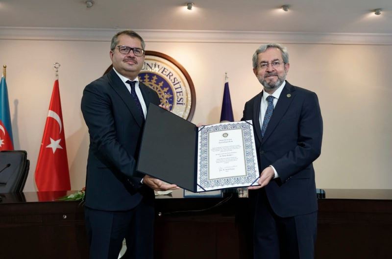 Ankara Üniversitesi, Azerbaycan Büyükelçisi Hazar İbrahim’e “Dostluk Beratı” verdi
