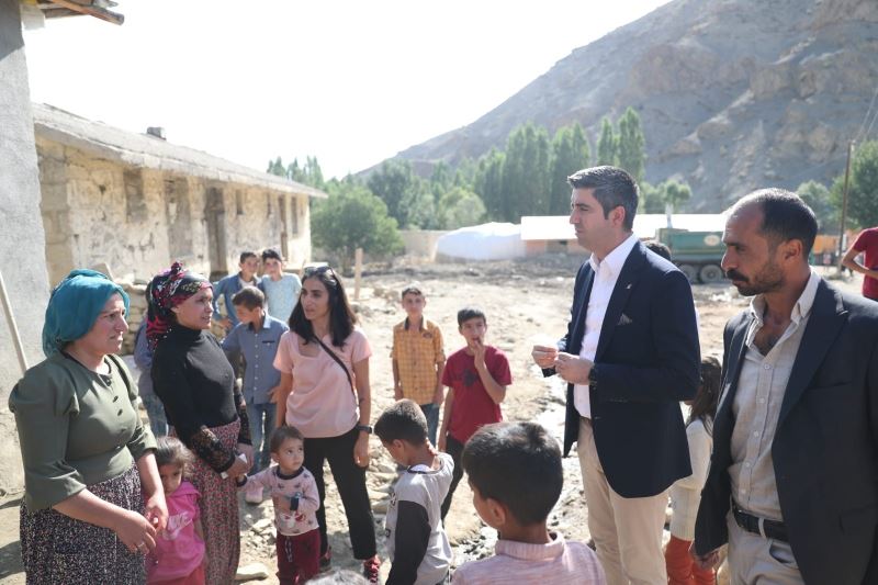 Başkan Gökhan Yüksel ve İBB heyetinden, Van’da sel mağdurlarına ziyaret
