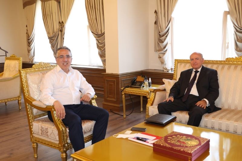 Arnavutluk Ankara Büyükelçisi Robo, Savran’ı ziyaret etti
