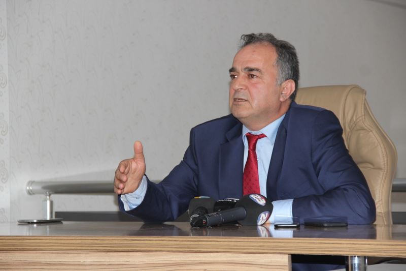 Elazığspor’da Necati Erdem başkanlığa aday olduğunu açıkladı

