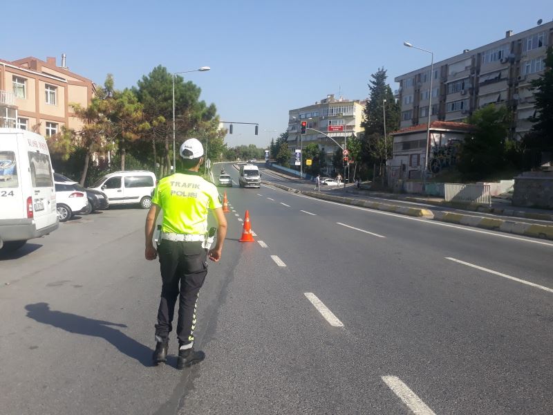 Bakırköy’de 2 motosiklet sürücüsüne 3 bin 648 lira ceza
