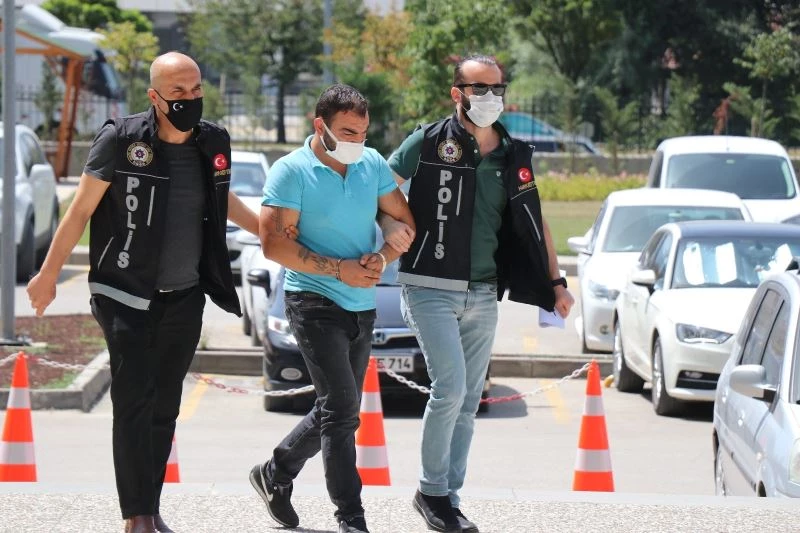 Yedek lastiğin içine gizlediği 534 gram uyuşturucuyla yakalandı
