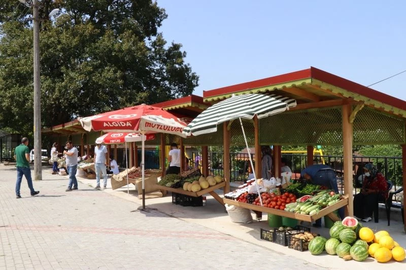 Karaabdülbaki Üretici Pazarı’nda satışlar başladı
