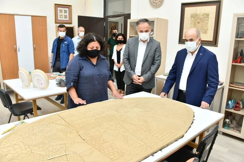 Vali Dağlı: “Enstitü, Türk el sanatlarında öncü kurum”

