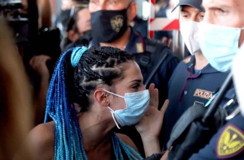 İtalya’da “Yeşil Geçiş” protestolarına karşı polis alarmda
