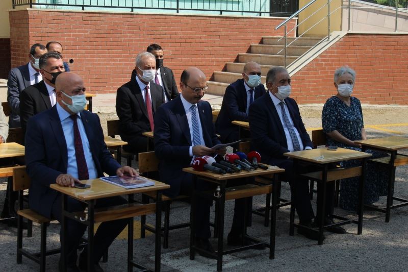 Türk Eğitim-Sen Genel Başkanı Geylan: “Eğitimciler yüz yüze eğitime bu noktada hazırdır”
