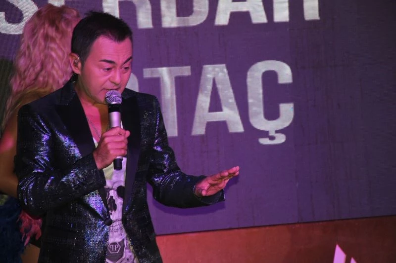 Serdar Ortaç’tan kötü haber, konserleri iptal oldu
