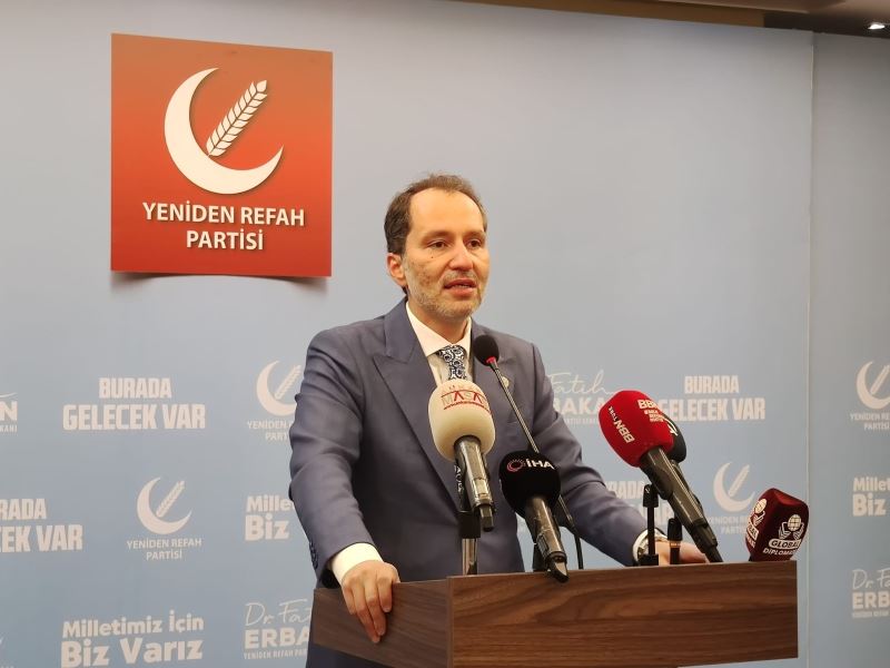 Yeniden Refah Partisi Genel Başkanı Erbakan: “Seçim barajı sıfıra kadar indirilmeli”
