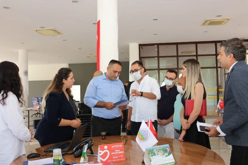 Başkan Yılmaz, ’Gönül Bağı’ birimlerini ziyaret etti
