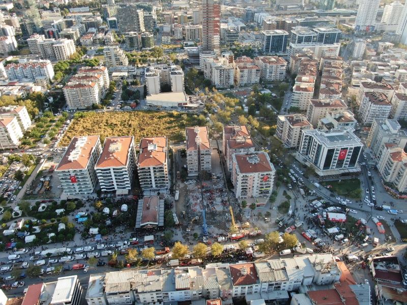 36 kişiye mezar olan Rıza Bey Apartmanı sanıklarından “kağıt üzerinde imza” savunması
