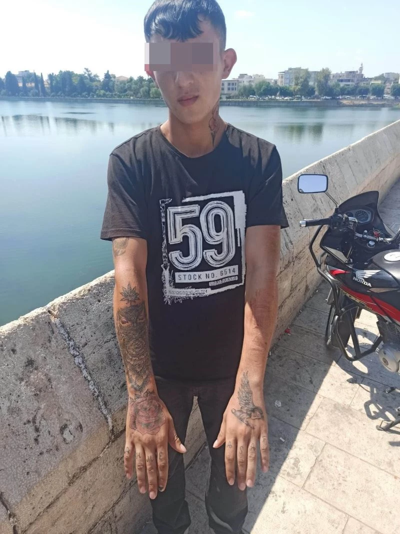 Kapkaççıyı parmağındaki “Ahmet Asaf” dövmesi ele verdi
