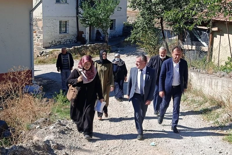 Özdemir: “Amacımız kırsal mahallelerdeki hayat standardını yükseltmek”
