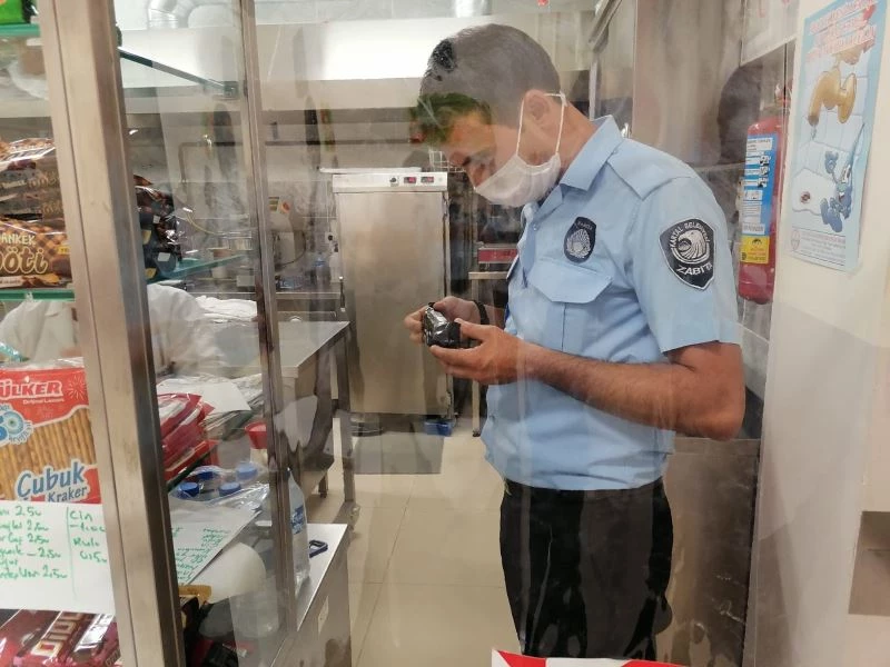 Kartal zabıtasından okul kantinlerine sıkı denetim
