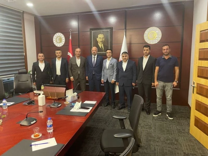 Habur Gümrük Kapısında yaşanan sorunlar Ticaret Bakanlığında görüşüldü
