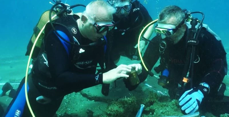 Bakan Ersoy, Datça’da Osmanlı döneminden kalan batığa dalış yaptı
